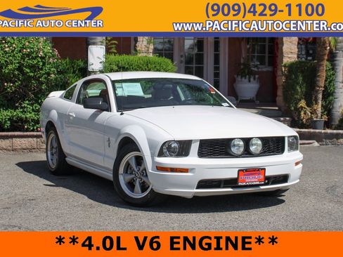 Used 2006 Ford Mustang Premium image 1