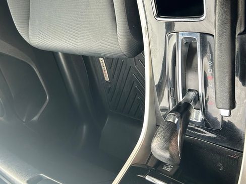 Used 2016 Honda Accord LX image 18