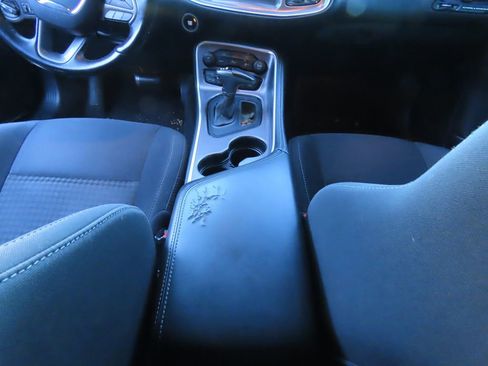 Used 2019 Dodge Challenger R/T image 9