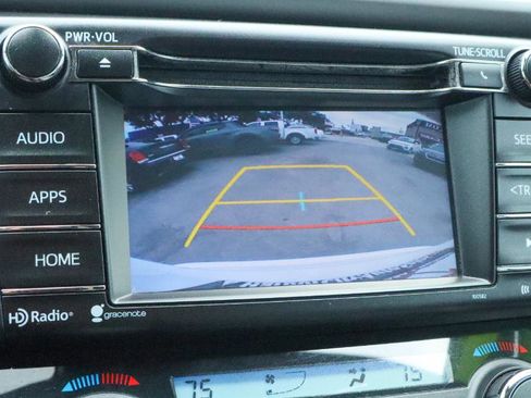 Used 2017 Toyota RAV4 XLE image 19