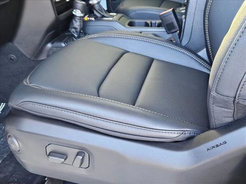 New 2026 Jeep Gladiator Sport image 4