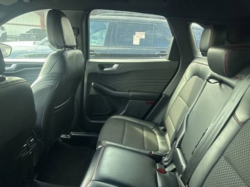 Used 2025 Ford Escape ST-Line image 18