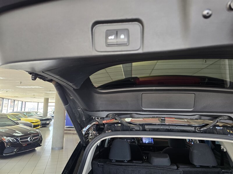 Used 2025 Nissan Rogue SV FWD image 30