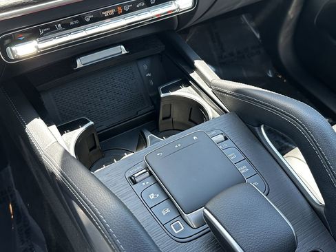 Certified 2025 Mercedes-Benz GLE 450 4MATIC image 32