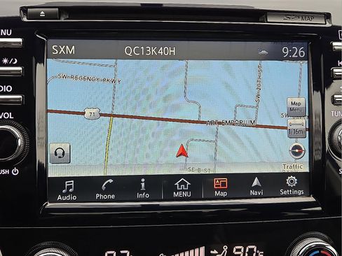 Used 2018 Nissan Murano Platinum image 17