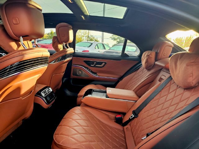 Certified 2021 Mercedes-Benz S 580 4MATIC Sedan w/ AMG Line image 25