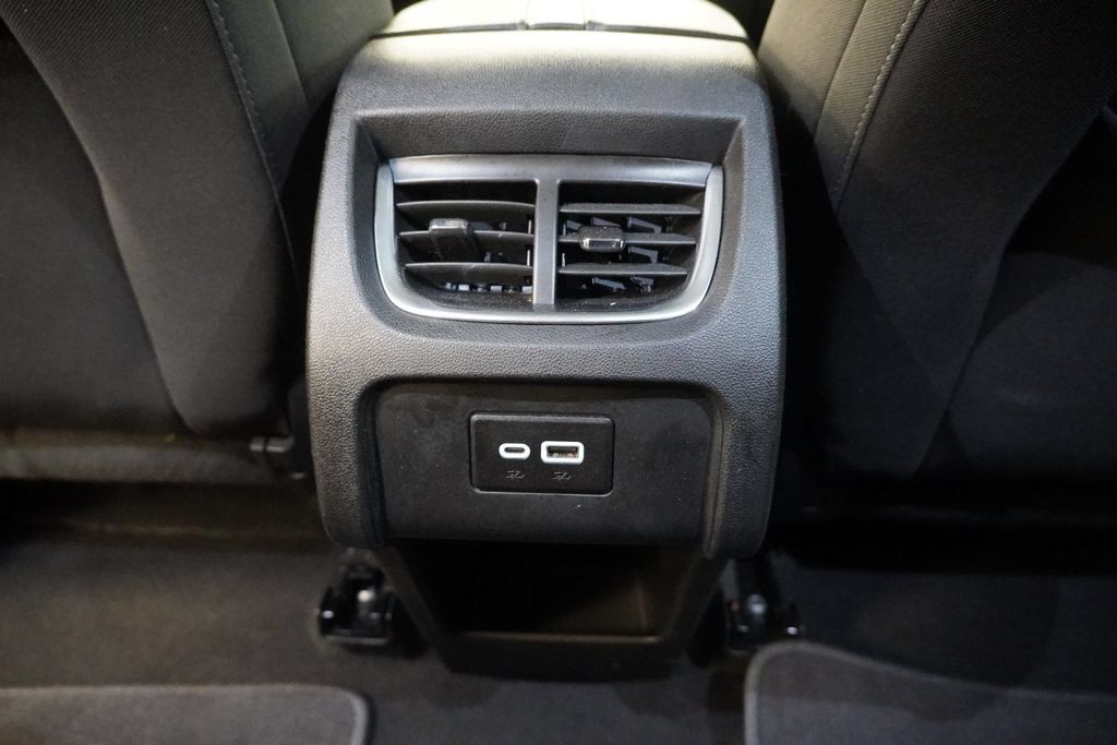 Used 2021 Chevrolet Blazer LT FWD image 29
