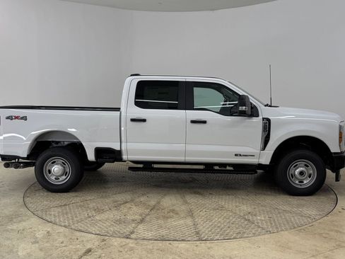 New 2026 Ford F250 XL image 8