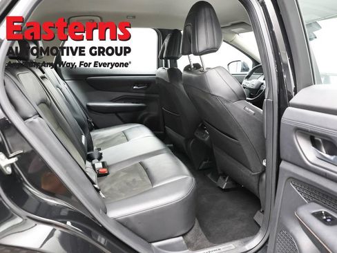 Used 2024 Nissan Ariya AWD image 21