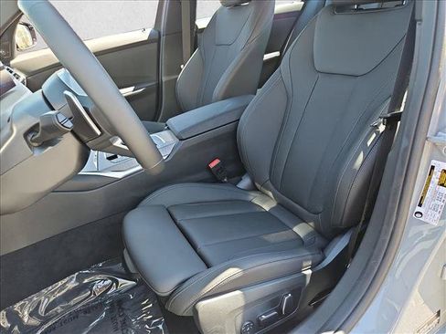 New 2026 BMW 330i Sedan w/ M Sport Package RWD image 4