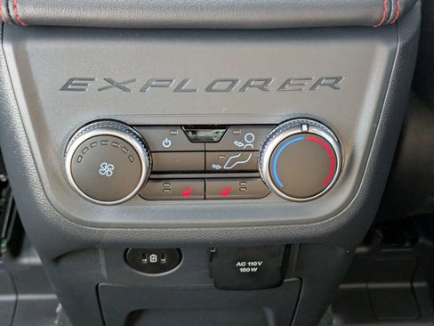 New 2026 Ford Explorer ST-Line w/ ST-Line Street Pack image 16