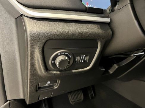 New 2025 Jeep Grand Cherokee Altitude w/ Trailer Tow Package image 26