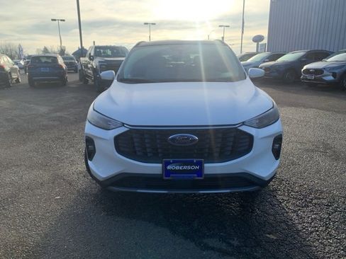 New 2025 Ford Escape Base w/ Class II Trailer Tow Package image 2