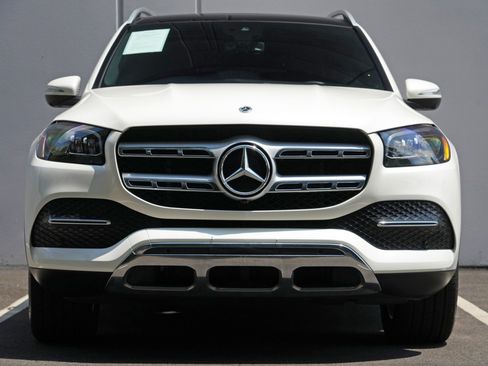 Used 2022 Mercedes-Benz GLS 450 4MATIC w/ Warmth & Comfort Package image 7