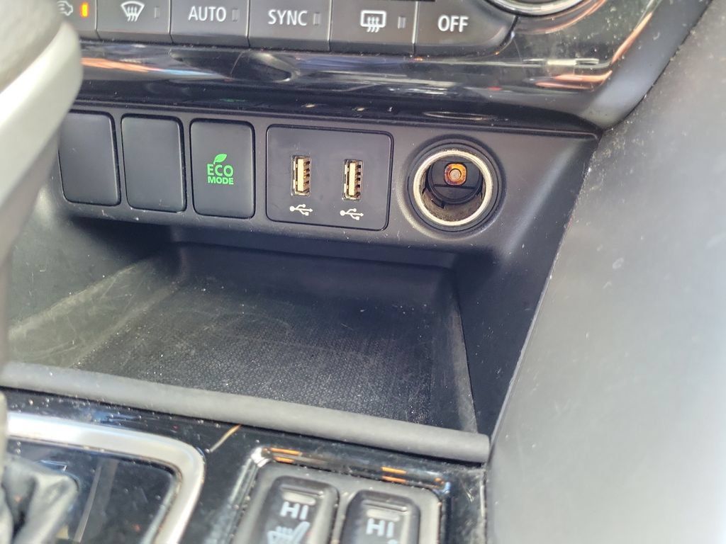 Used 2025 Mitsubishi Eclipse Cross SE AWD/4WD image 38
