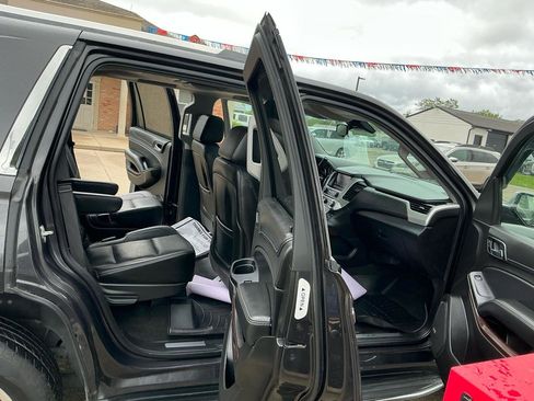 Used 2016 GMC Yukon SLT w/ Open Road Package AWD/4WD image 26