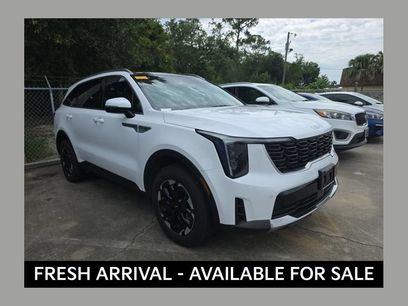 Used 2024 Kia Sorento S w/ Panoramic Sunroof Package