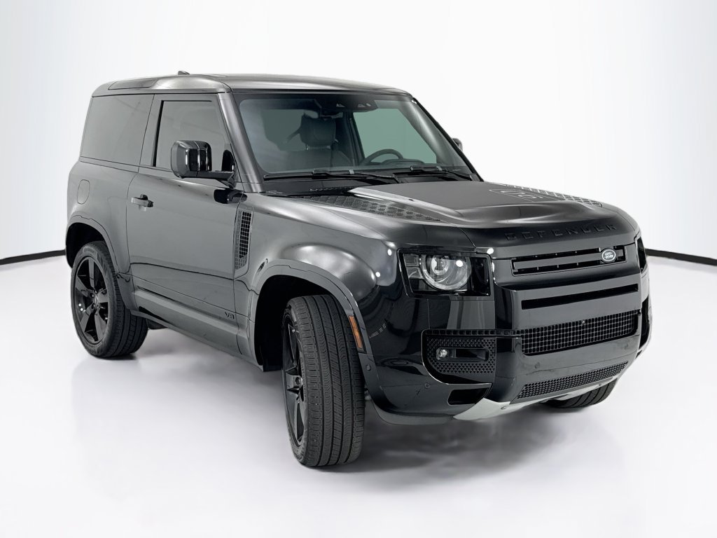 Certified 2024 Land Rover Defender 90 V8 AWD/4WD image 3