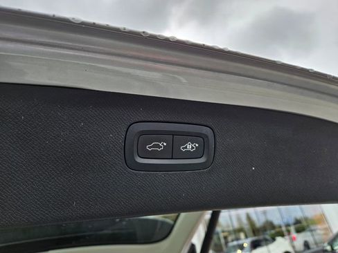 Used 2016 Volvo XC90 T6 Inscription w/ Vision Package AWD/4WD image 14