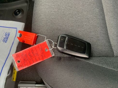 New 2026 Toyota Camry LE image 31