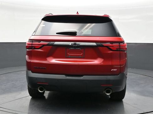 Used 2022 Chevrolet Traverse RS FWD image 4