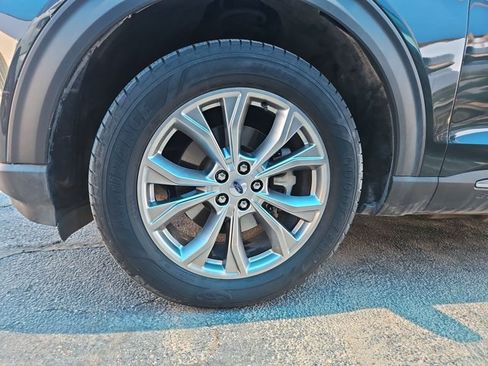 Used 2022 Ford Explorer Limited w/ Equipment Group 301A AWD/4WD image 25