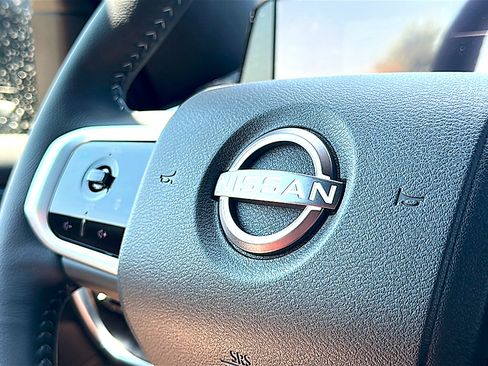 New 2026 Nissan Armada SL w/ Captain's Chari Seat Package AWD/4WD image 21