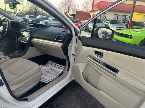 Used 2015 Subaru Crosstrek 2.0i Premium w/ Moonroof Package image 19