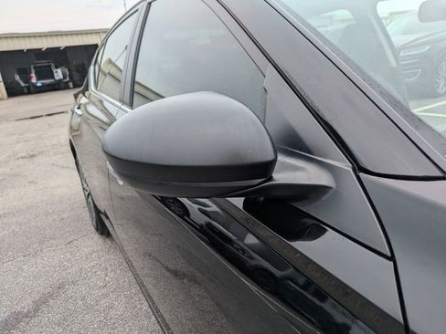 Used 2024 Nissan Altima 2.5 SV FWD image 12