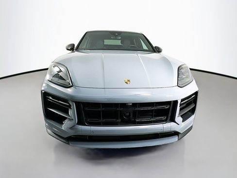 Used 2024 Porsche Cayenne Turbo GT image 6