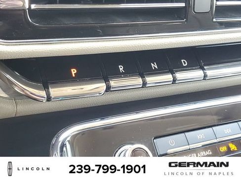 Certified 2022 Lincoln Navigator Reserve AWD/4WD image 28