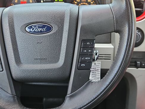 Used 2014 Ford F150 Raptor w/ Equipment Group 801A Luxury AWD/4WD image 22