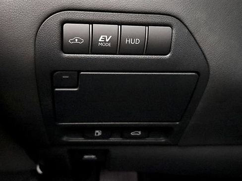 Used 2023 Lexus LS 500h AWD w/ Luxury Package image 28