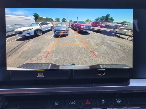 Used 2025 Chevrolet Silverado 2500 LT w/ Convenience Package AWD/4WD image 18