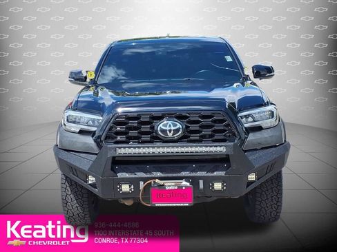 Used 2023 Toyota Tacoma TRD Off-Road AWD/4WD image 10