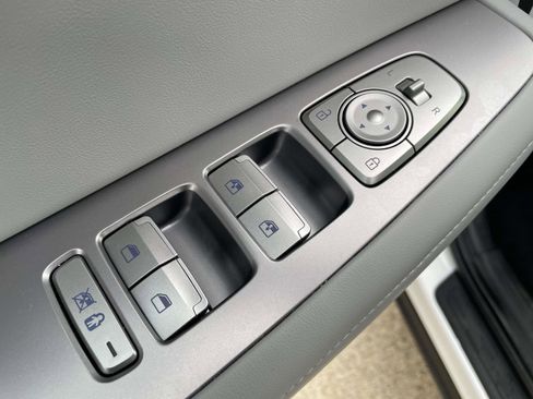 Certified 2025 Hyundai Palisade SEL image 14