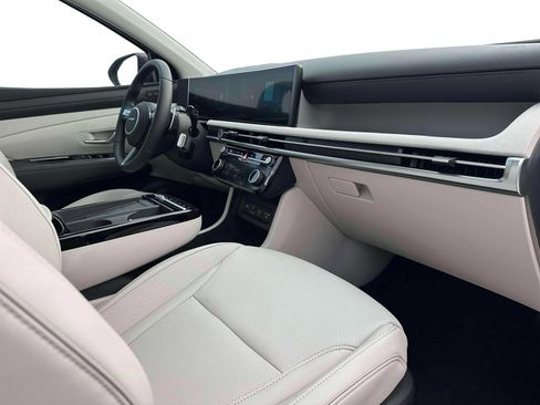 New 2026 Hyundai Tucson Limited image 15