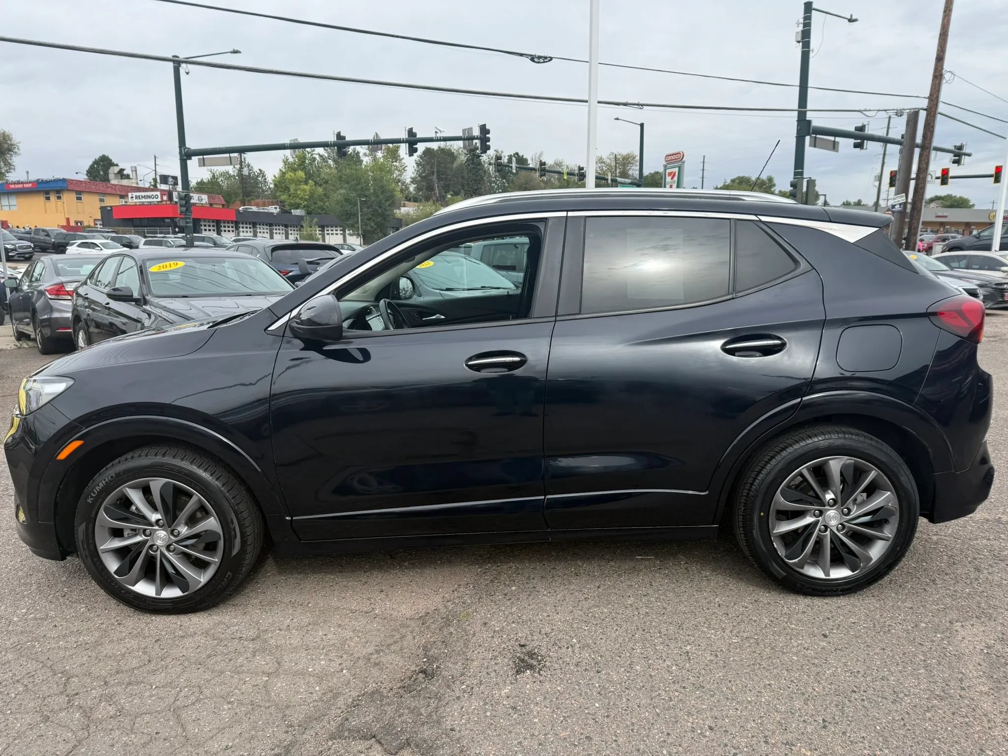 Used 2021 Buick Encore GX Select w/ Experience Buick Package FWD image 5