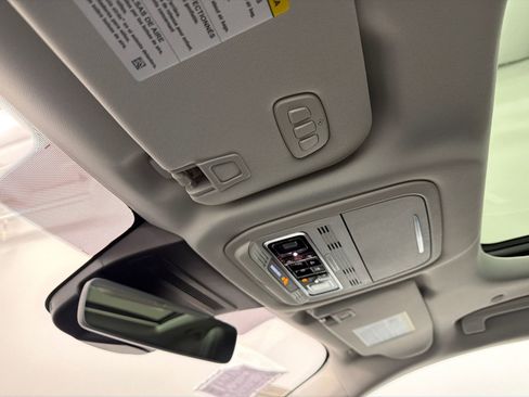 New 2026 Lincoln Nautilus Premier w/ Equipment Group 102A image 32