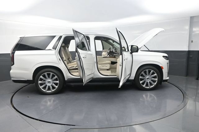 Used 2021 Cadillac Escalade Premium Luxury Platinum AWD/4WD image 39