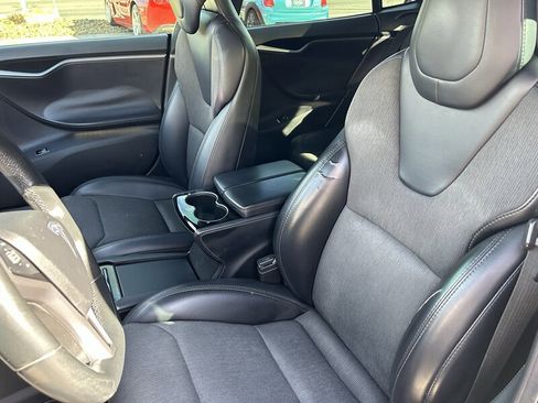 Used 2018 Tesla Model S 75D image 17