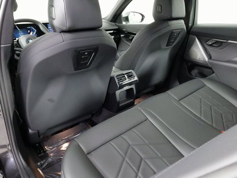 Used 2024 BMW 530i image 38