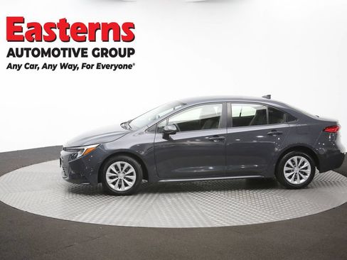 Used 2023 Toyota Corolla LE FWD image 57