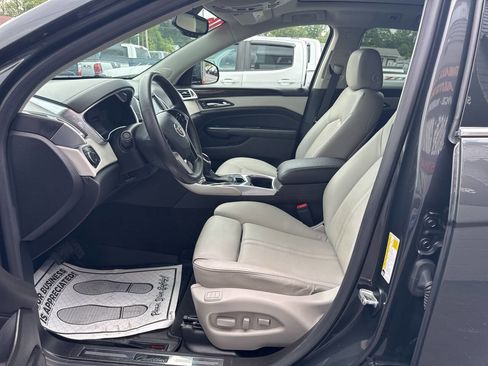 Used 2016 Cadillac SRX Luxury w/ Driver Awareness Package image 16