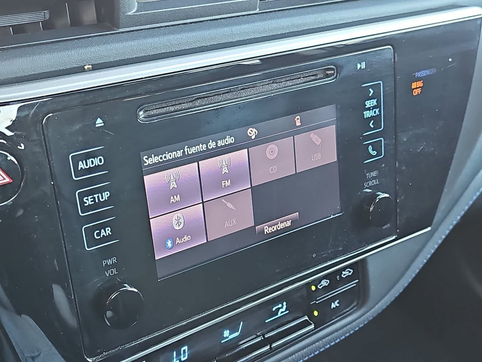 Used 2019 Toyota Corolla SE FWD image 30