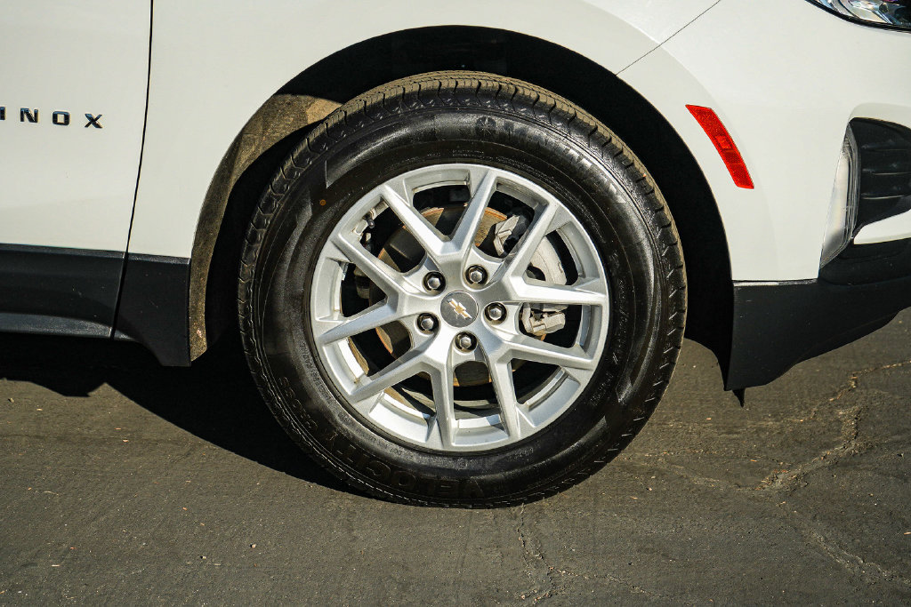 Used 2023 Chevrolet Equinox LT AWD/4WD image 11