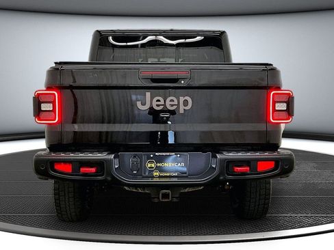 Used 2020 Jeep Gladiator Rubicon w/ Uconnect 4C Nav & Sound Group AWD/4WD image 5