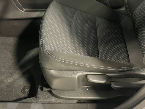 Used 2023 GMC Terrain SLE FWD image 22