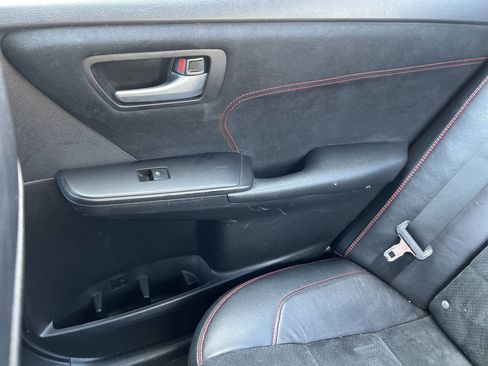 Used 2016 Toyota Camry XSE image 10