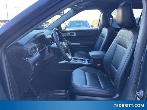Certified 2024 Ford Explorer XLT w/ Equipment Group 202A image 25